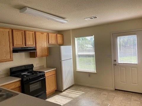 13023 Pleasant Valley Dr - Photo 5 of 12