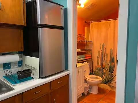 520 E Live Oak St - Photo 4 of 16