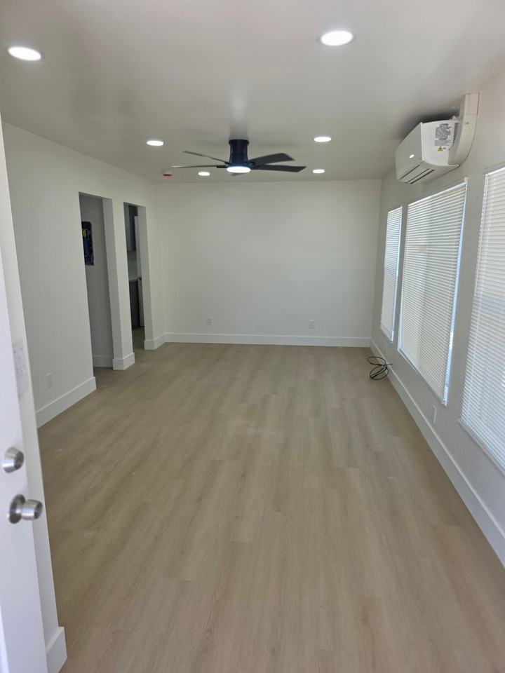 424 B St #8 - Photo 2 of 8