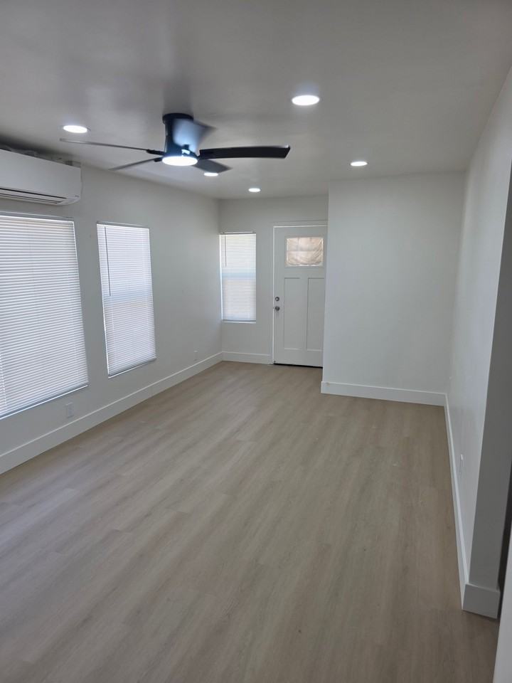424 B St #8 - Photo 3 of 8