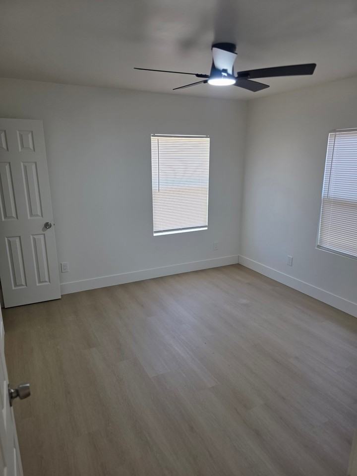 424 B St #8 - Photo 5 of 8