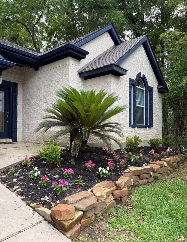 3818 Treasure Island Dr - Photo 2 of 13