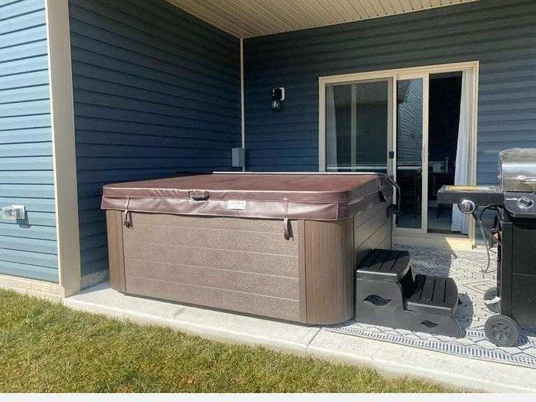 24007 Harvest Cir - Photo 2 of 17
