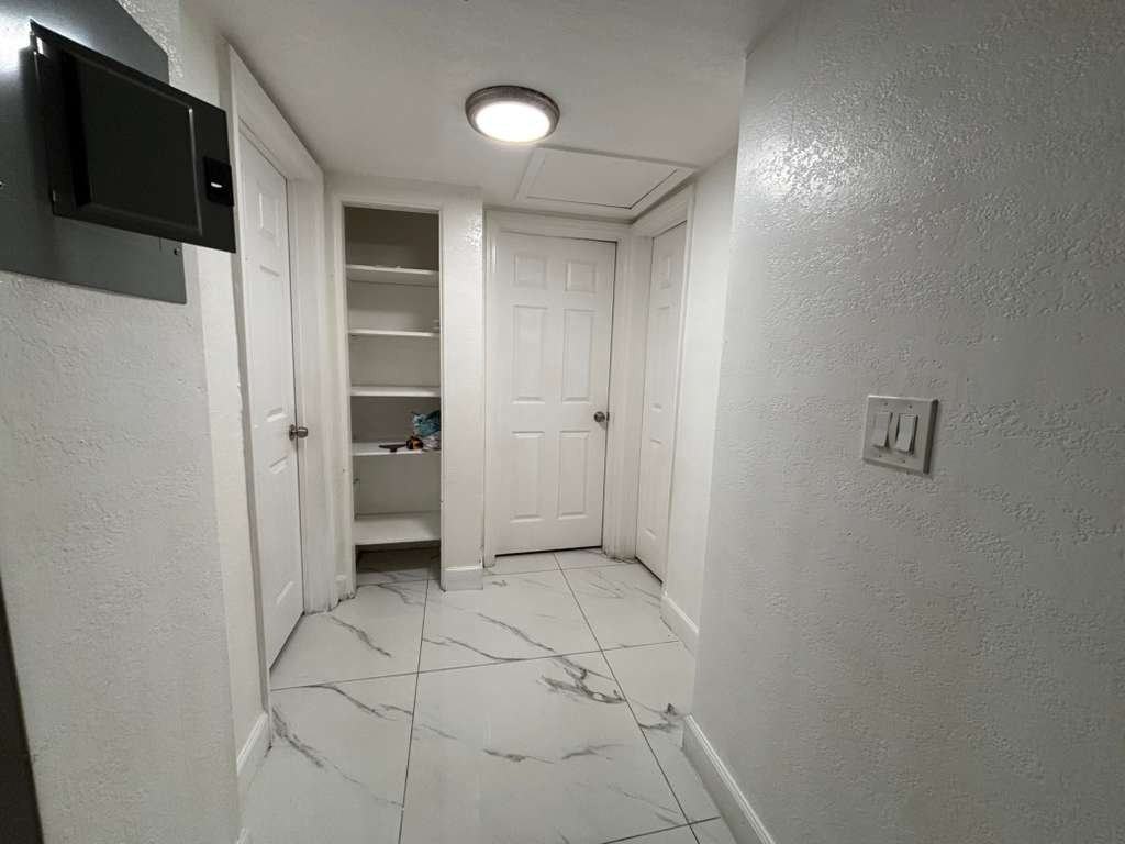 431 N East Ave #431 - Photo 6 of 8