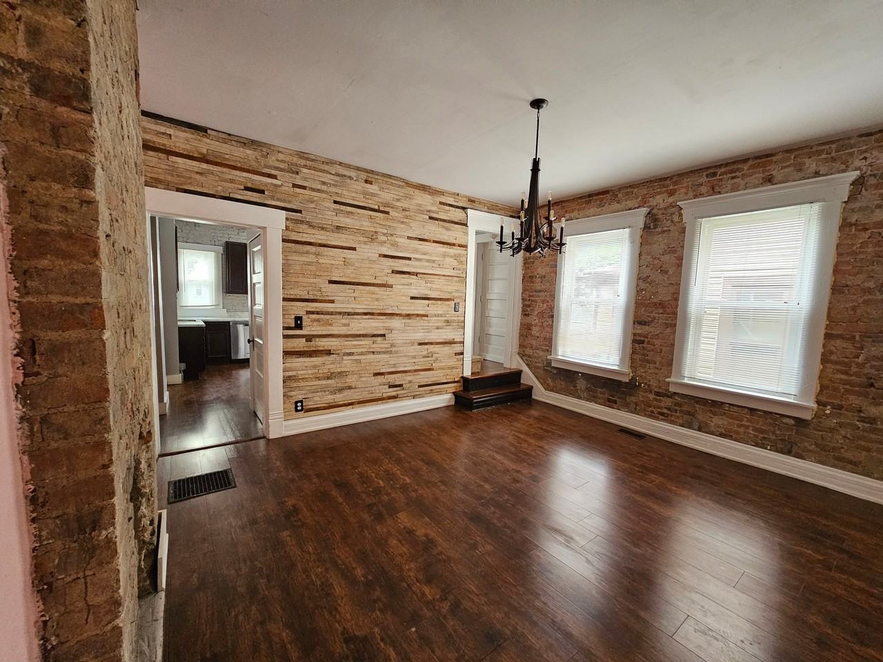 215 Dakota Ave #215 - Photo 5 of 14