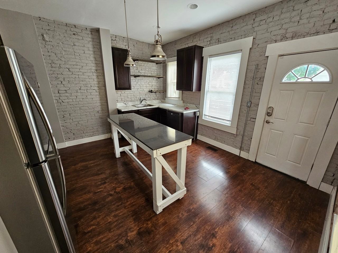 215 Dakota Ave #215 - Photo 6 of 14