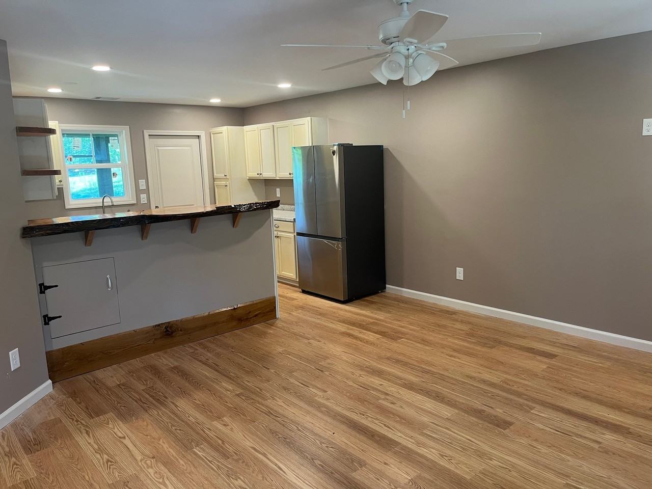 180 Taylor Pond Rd - Photo 6 of 12