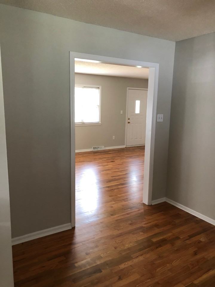 19555 Highwayn - Photo 5 of 20