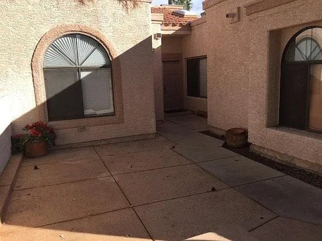 3382 Brookfield Dr - Photo 2 of 10