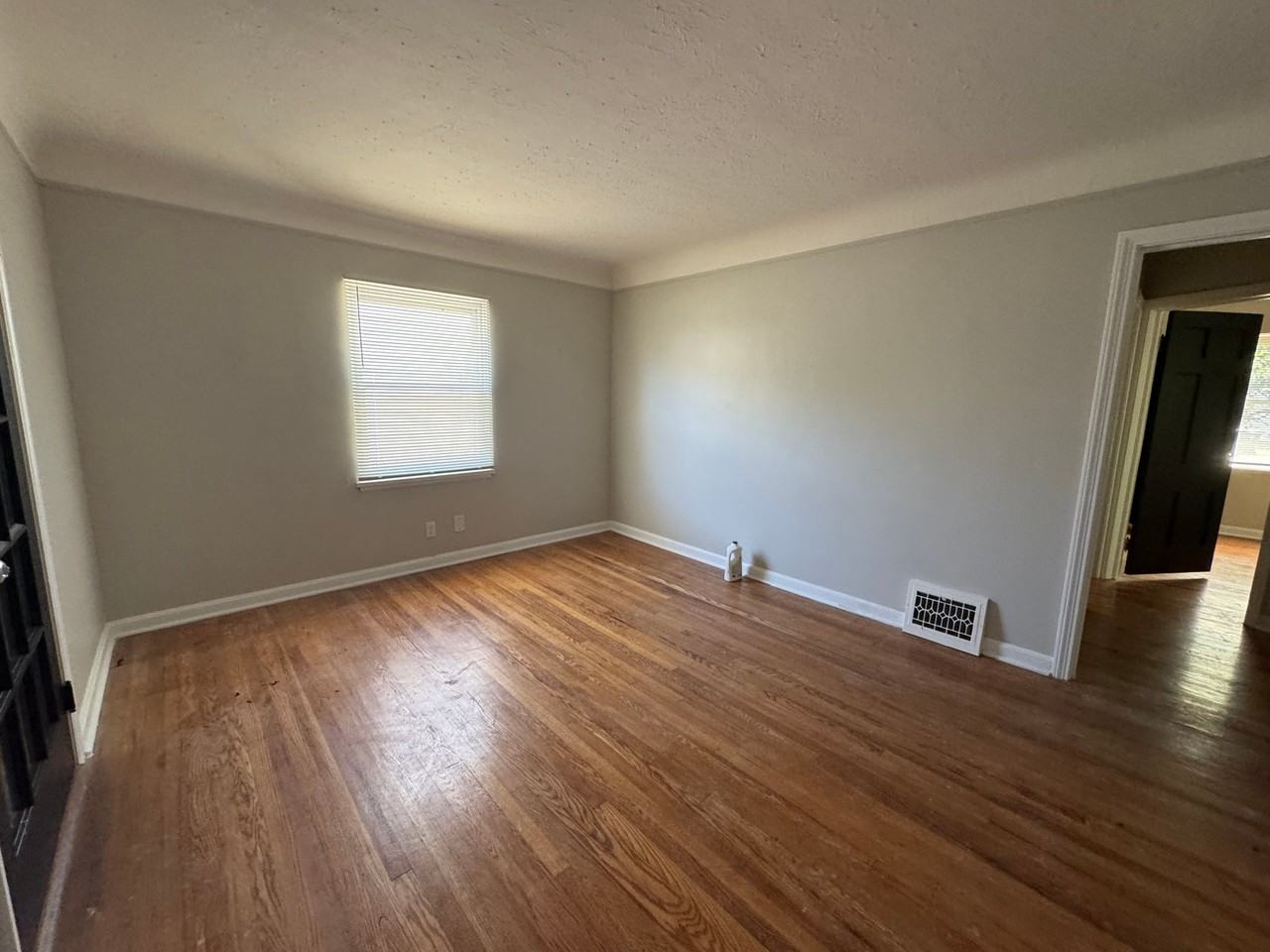 21570 Priday Ave - Photo 2 of 9