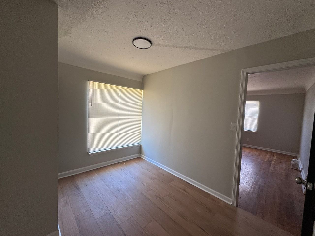 21570 Priday Ave - Photo 4 of 9