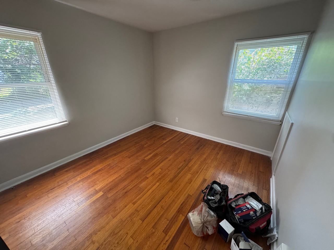 21570 Priday Ave - Photo 5 of 9