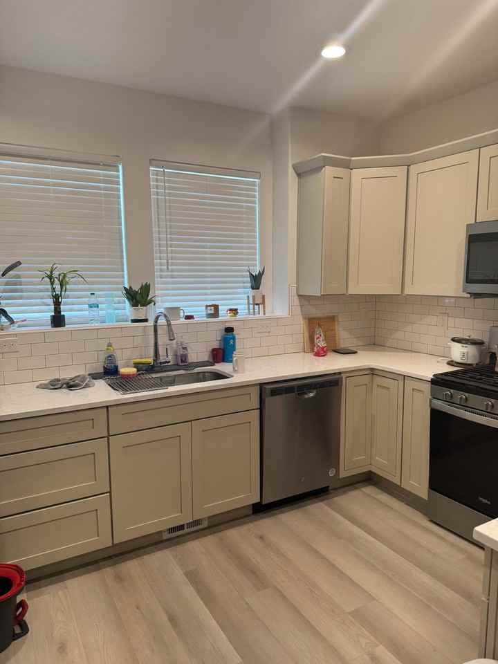 4309 W Silver Peak Ln - Photo 4 of 4