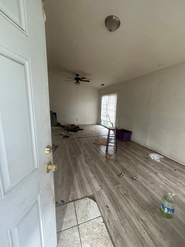 1104 N 41st St - Photo 4 of 20