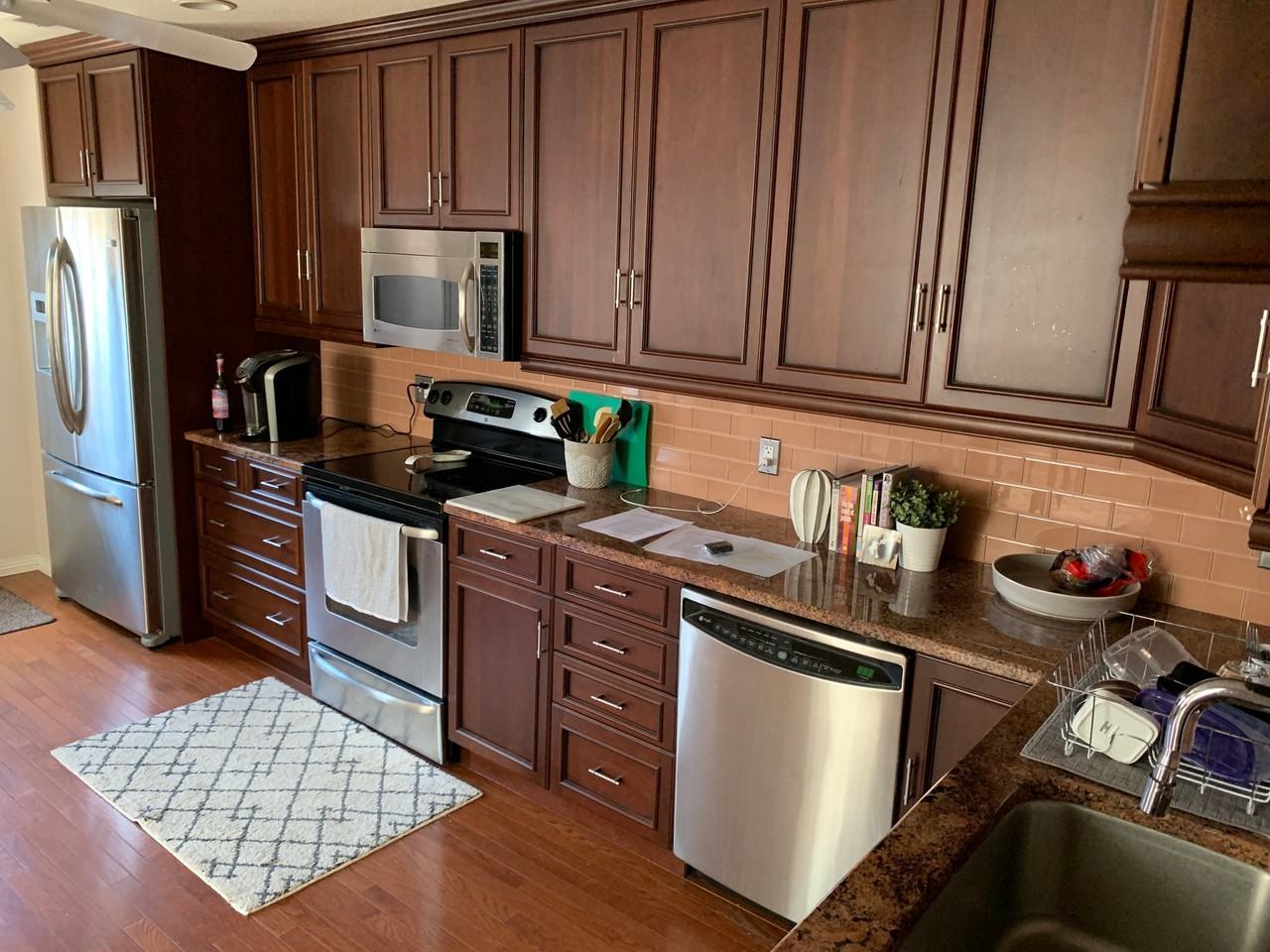 2137 S Lincoln St - Photo 2 of 16