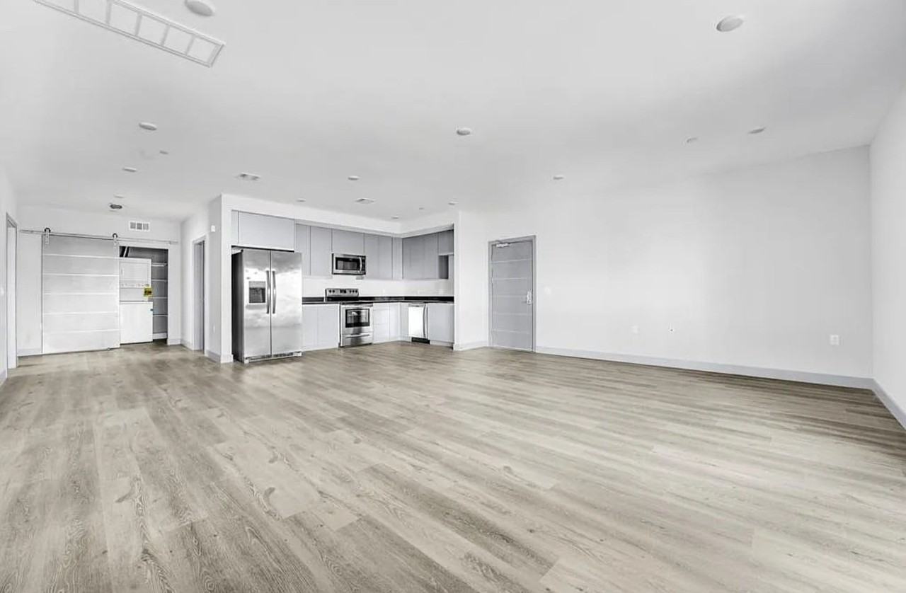7040 Woodman Ave #107 - Photo 3 of 17