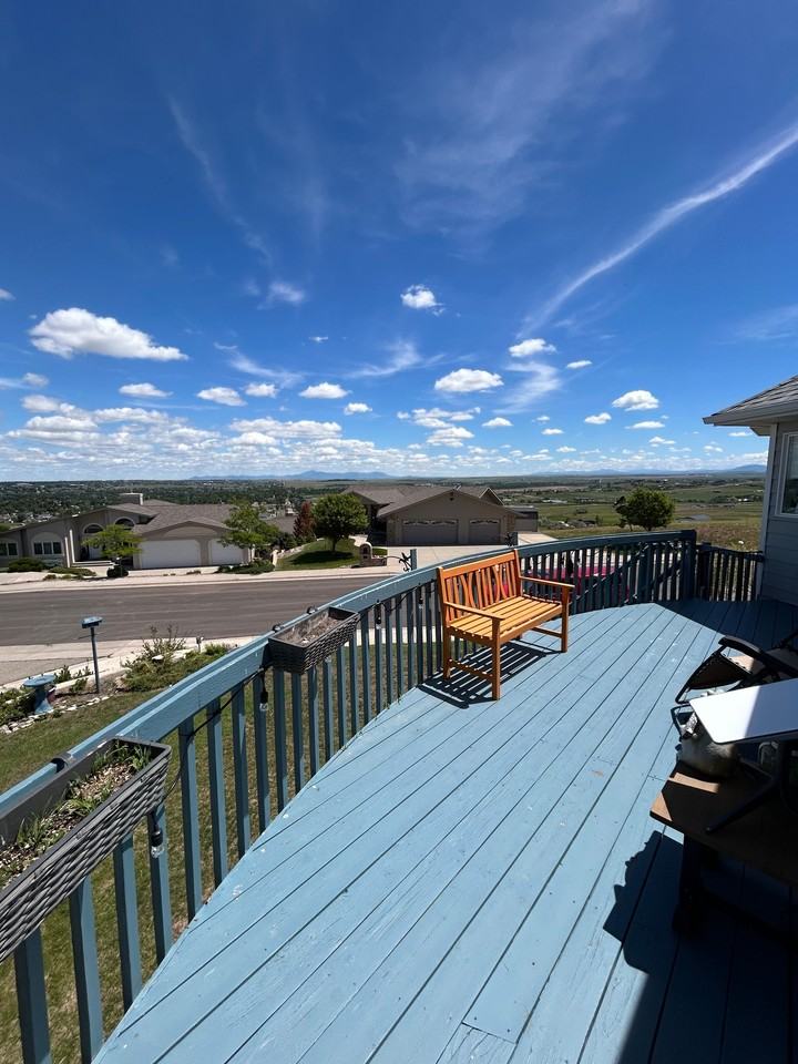2100 Poplar Dr - Photo 6 of 9