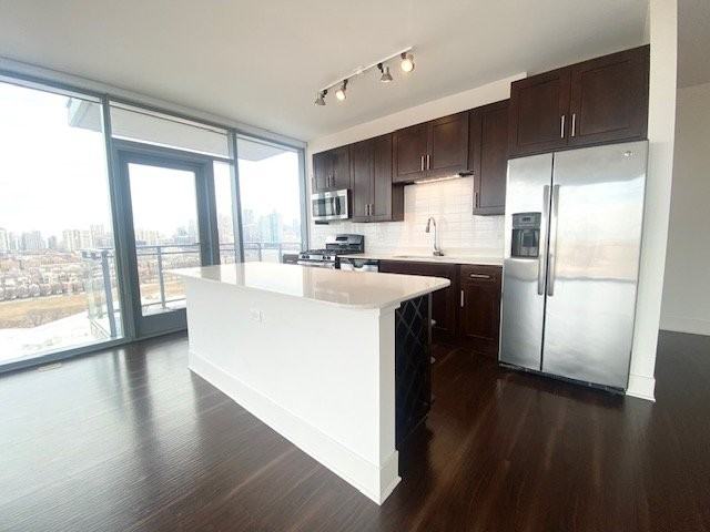 1449 N Halsted St - Photo 3 of 17