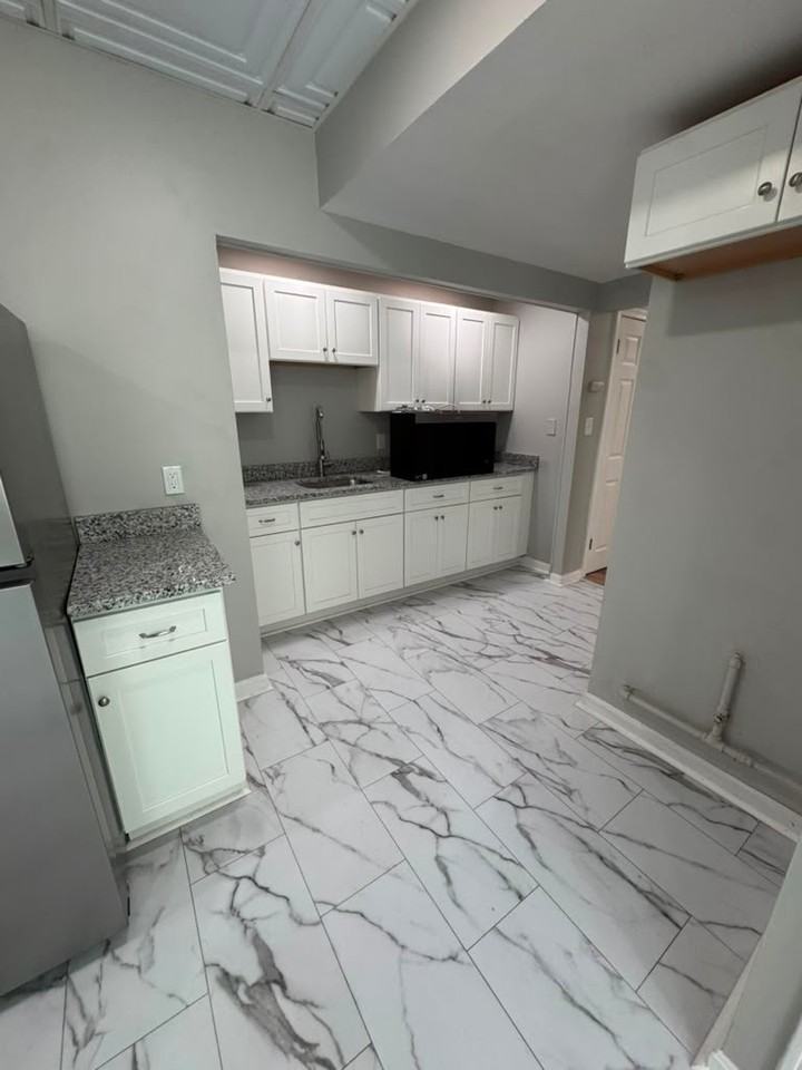 321 Union St #1S - Photo 5 of 11