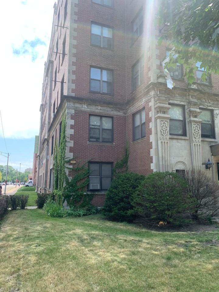 5455 S Blackstone Ave #5D - Photo 2 of 4