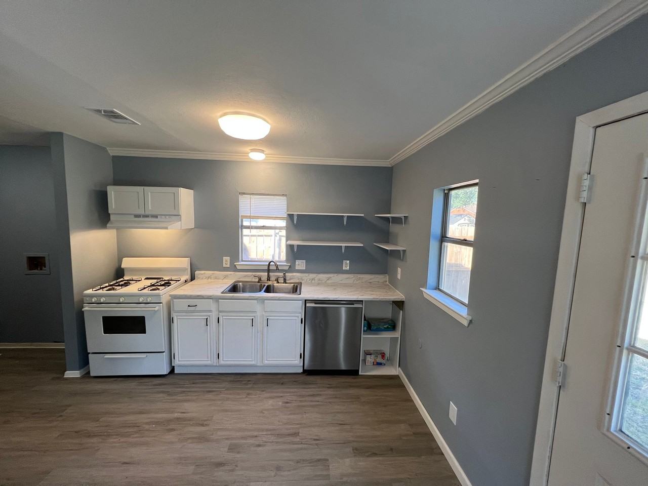 3112 Pueblo Trl - Photo 5 of 16