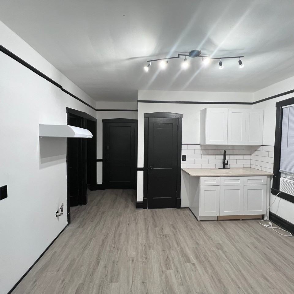 1621 S 50th Ct #2F - Photo 4 of 13