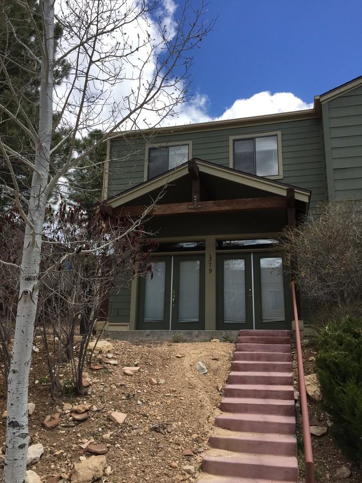 1379 E Scarlet Dr - Photo 4 of 19