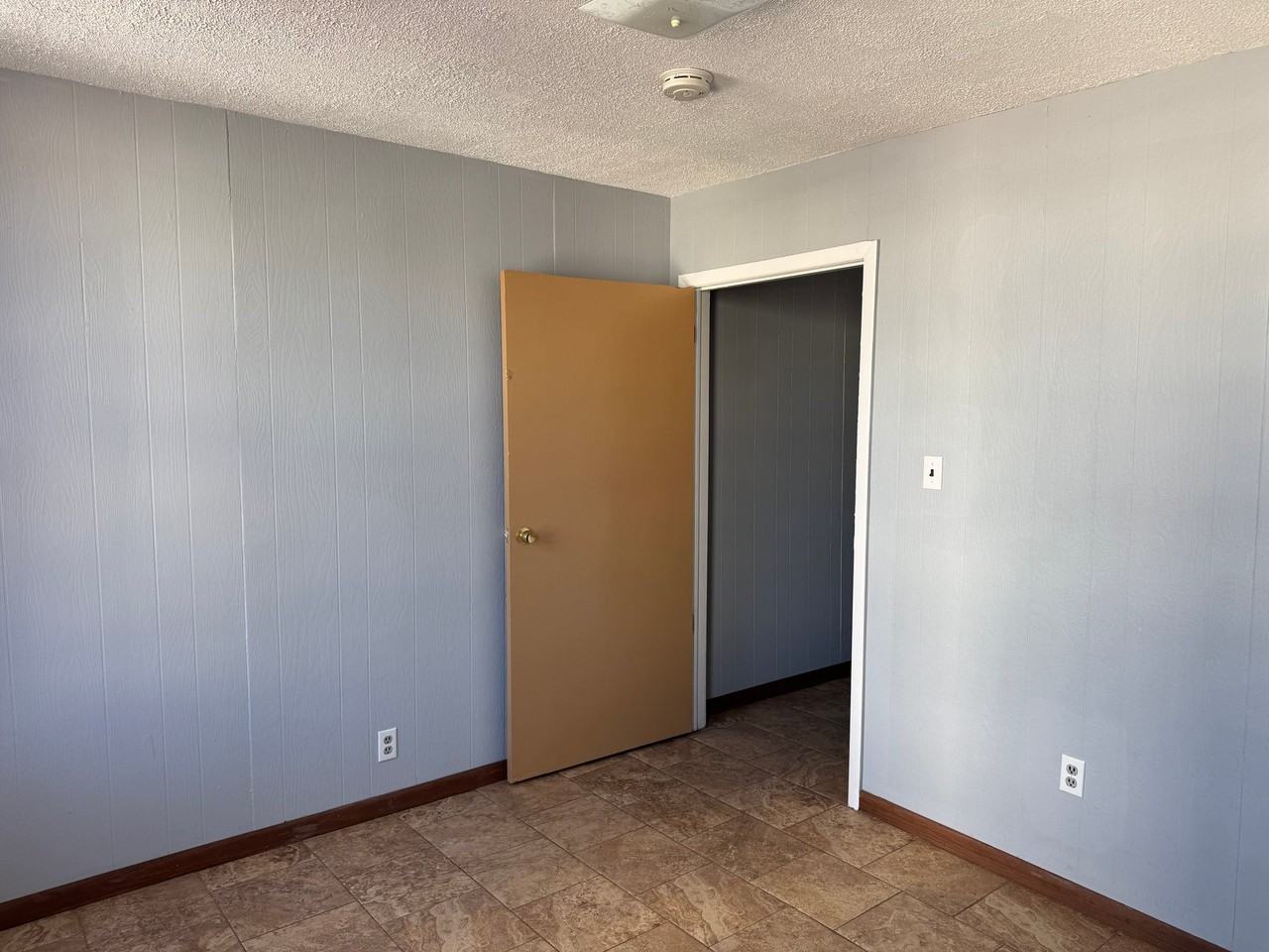 203 Oliver St #2 - Photo 6 of 6