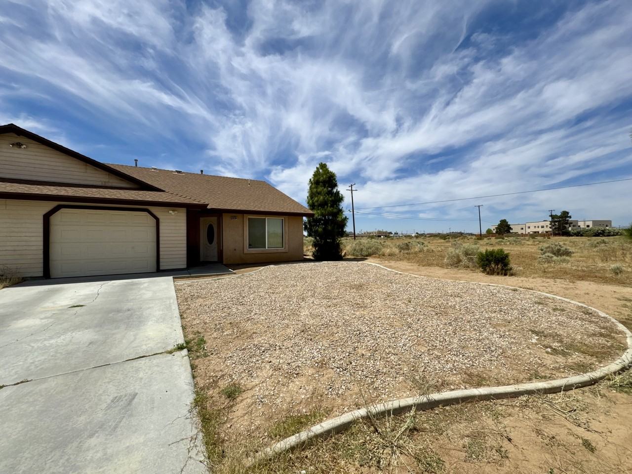 8816 Fuchsia Avenue - Photo 2 of 20