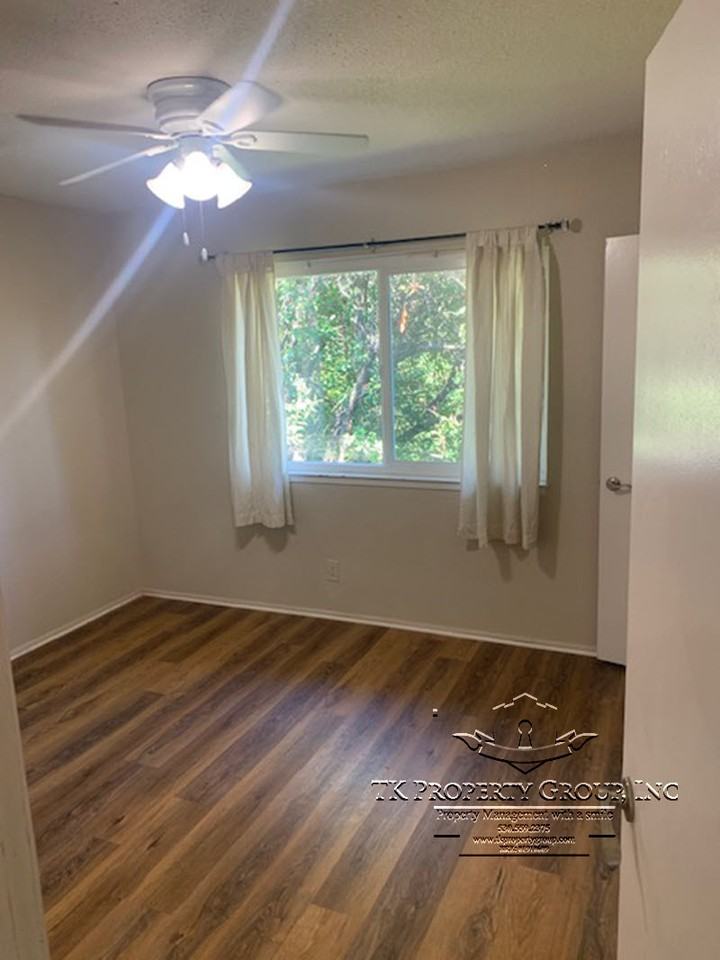 320 Bennett Street - Photo 4 of 21