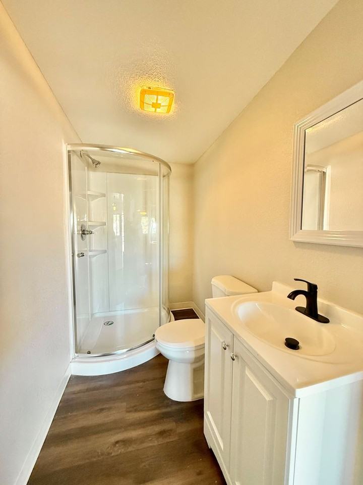 400 Santa Fe Dr - Photo 3 of 4