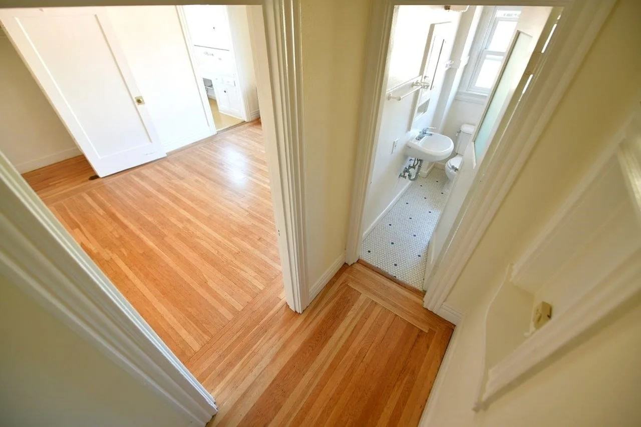 734 Alcatraz Avenue - Photo 6 of 8