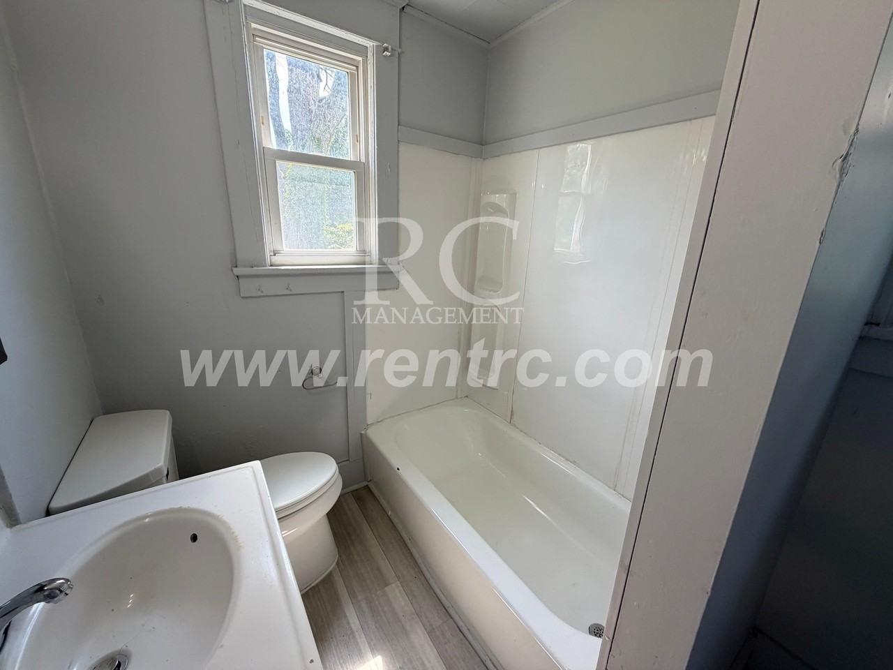 21 S Beard St #S - Photo 4 of 11