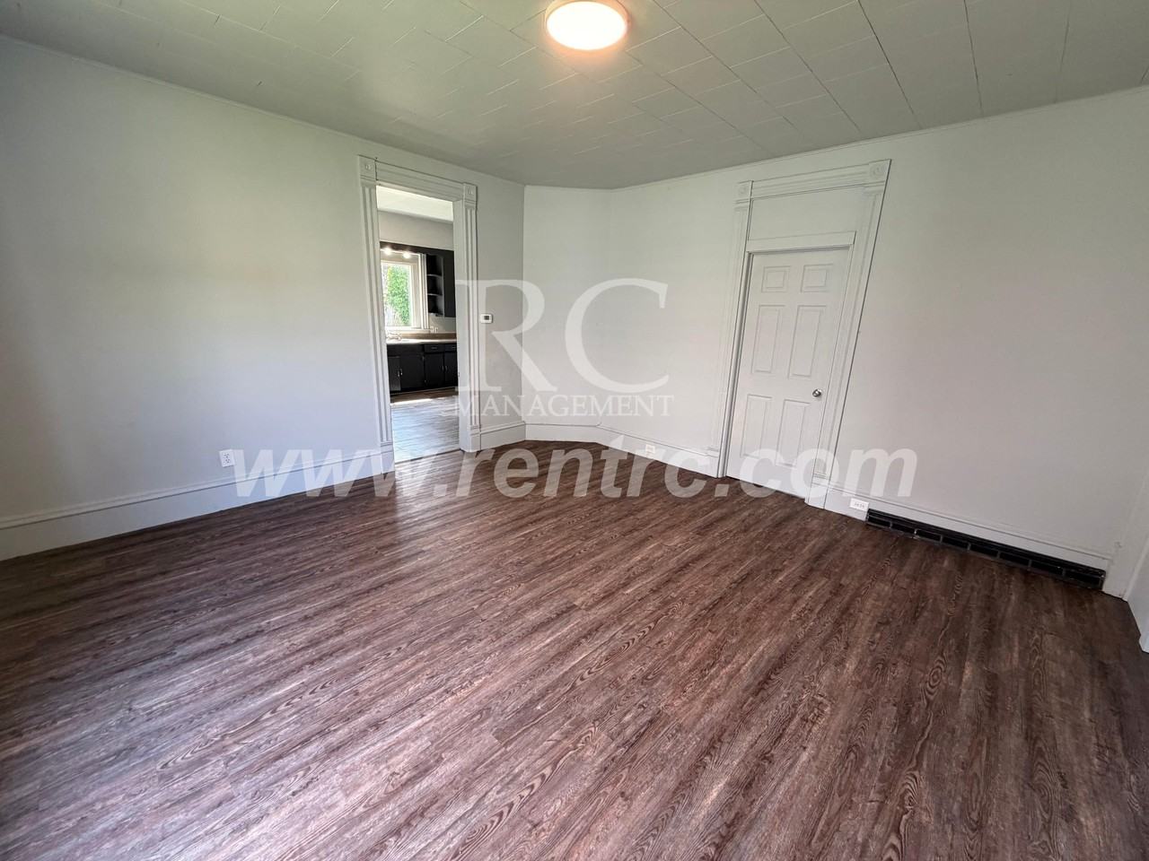 21 S Beard St #S - Photo 6 of 11
