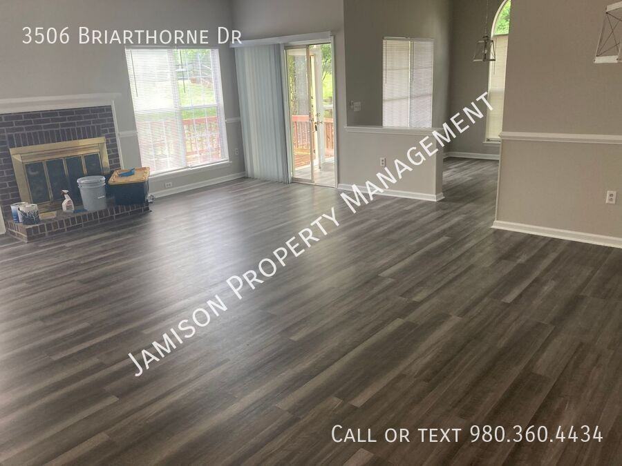 3506 Briarthorne Dr - Photo 2 of 12