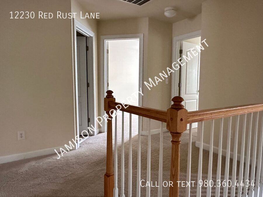 12230 Red Rust Ln - Photo 4 of 13