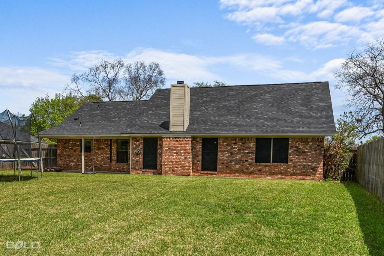 501 Southwood Dr - Photo 3 of 14