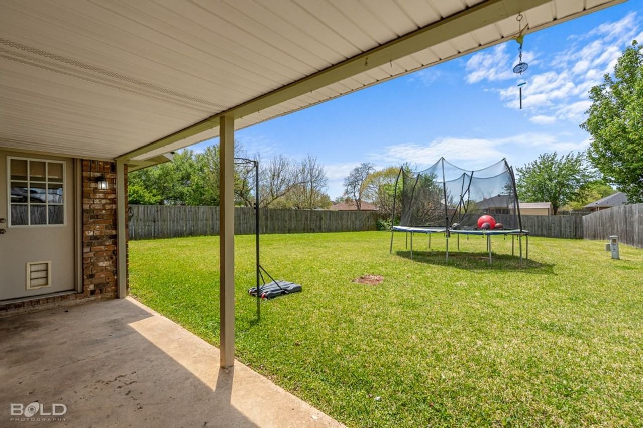 501 Southwood Dr - Photo 4 of 14