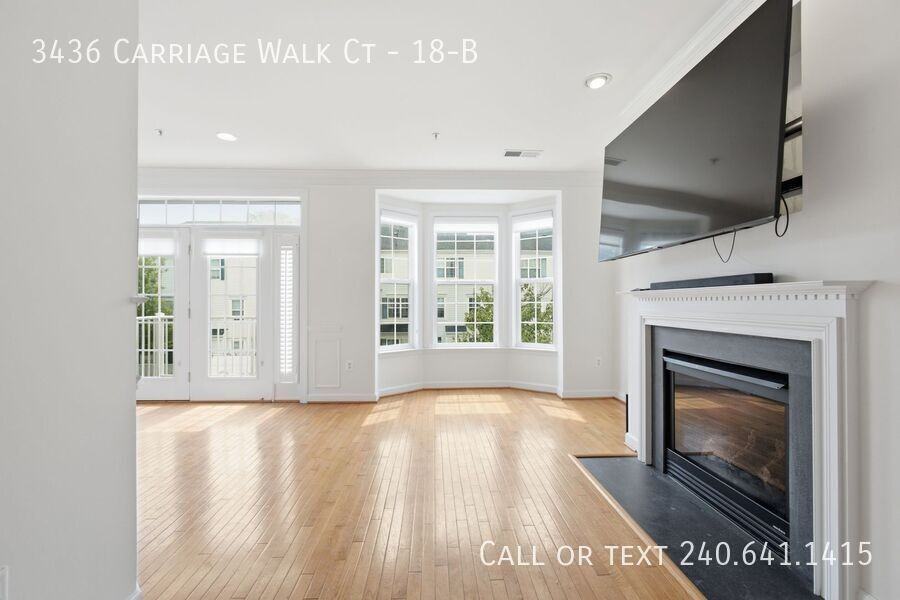 3436 Carriage Walk Ct #18B - Photo 2 of 23