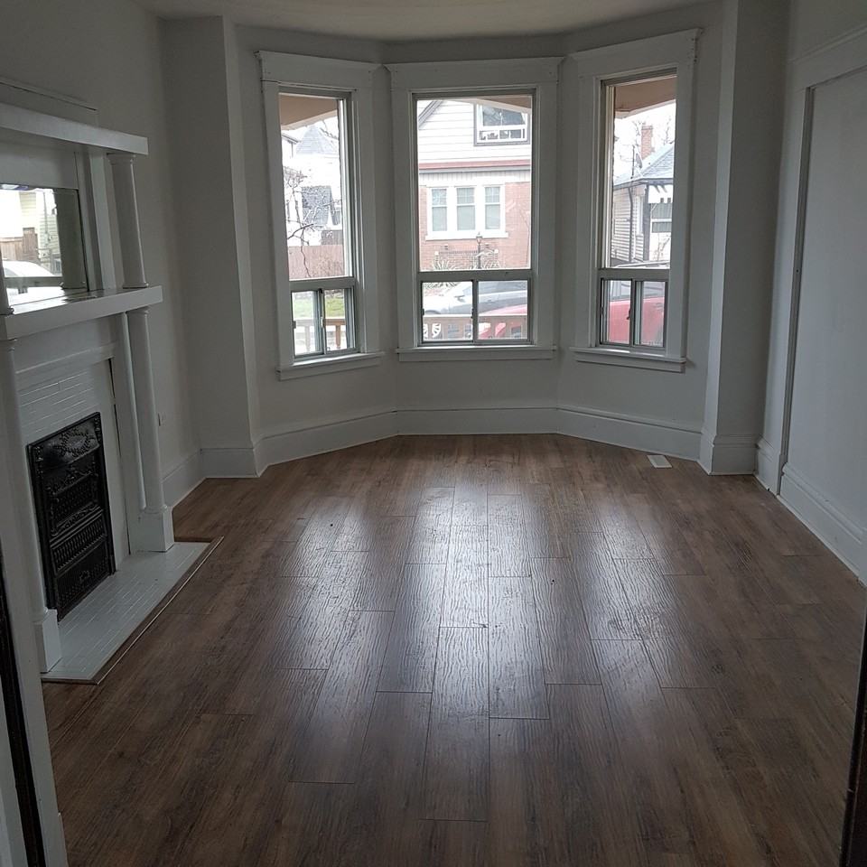 115 Park Row N #1 - Photo 6 of 16