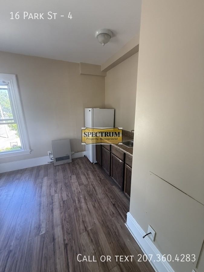 16 Park St #4 - Photo 2 of 5