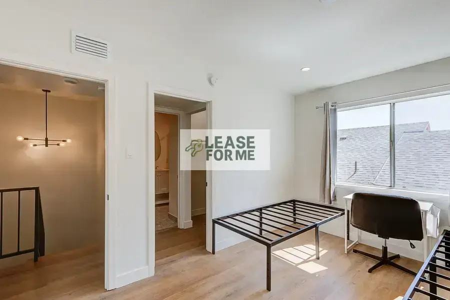 1279 W 38th St - Photo 7 of 17