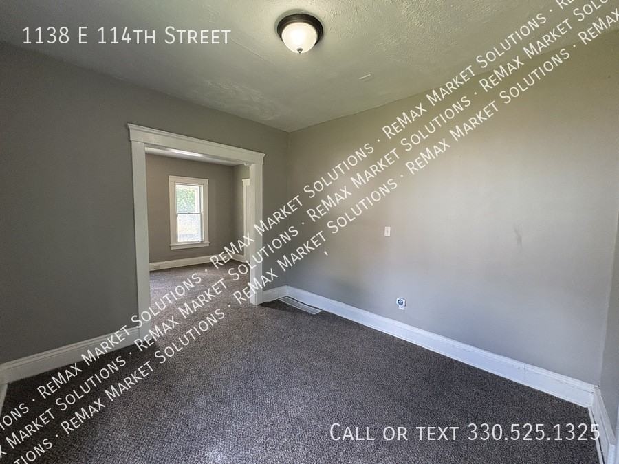 1138 E 114th St - Photo 4 of 14