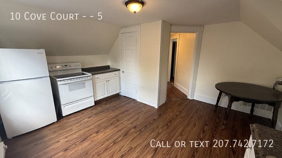 10 Cove Ct #5 - Photo 4 of 16
