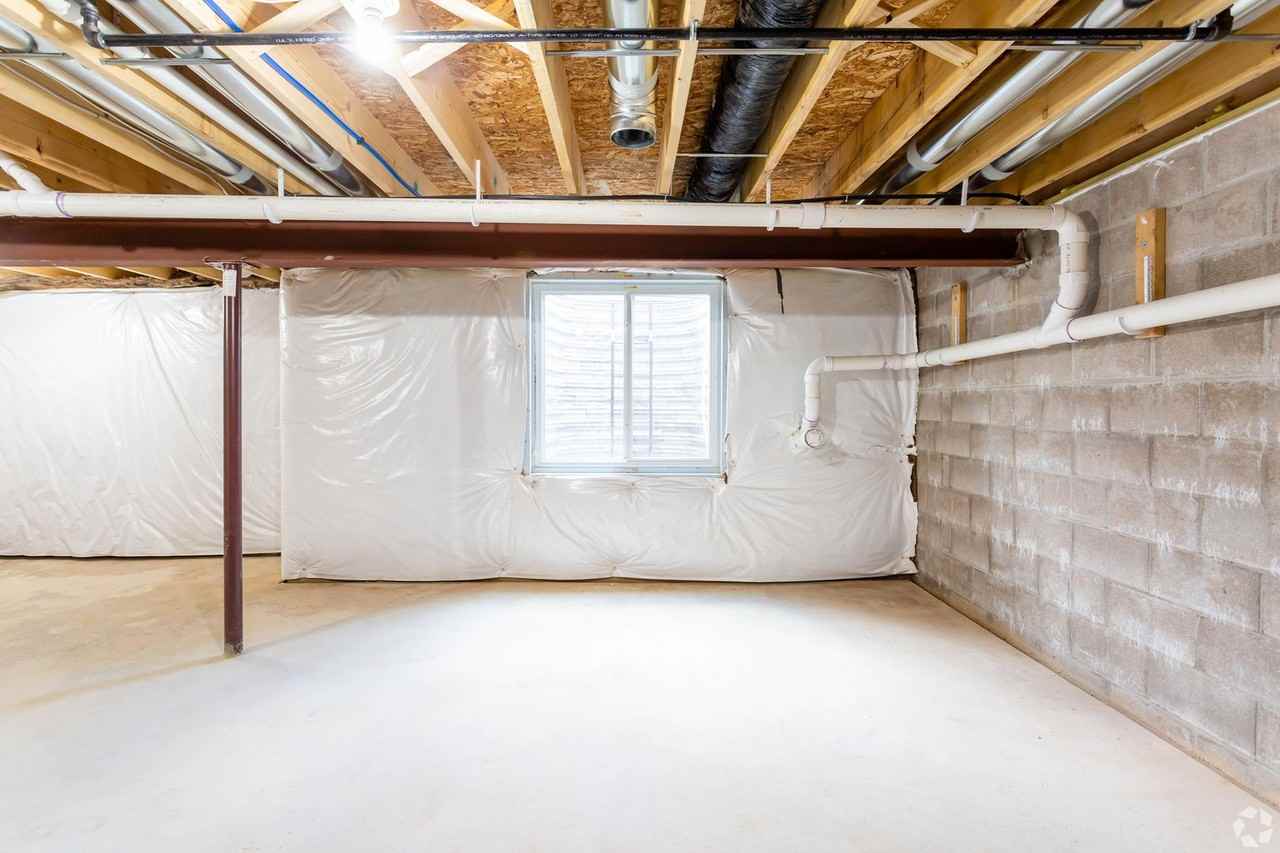 168 Nantes Way - Photo 2 of 10