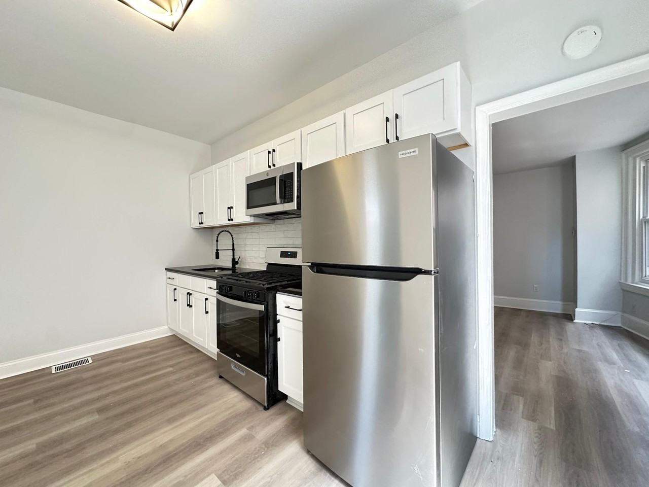 216 N 53rd St - Photo 7 of 18