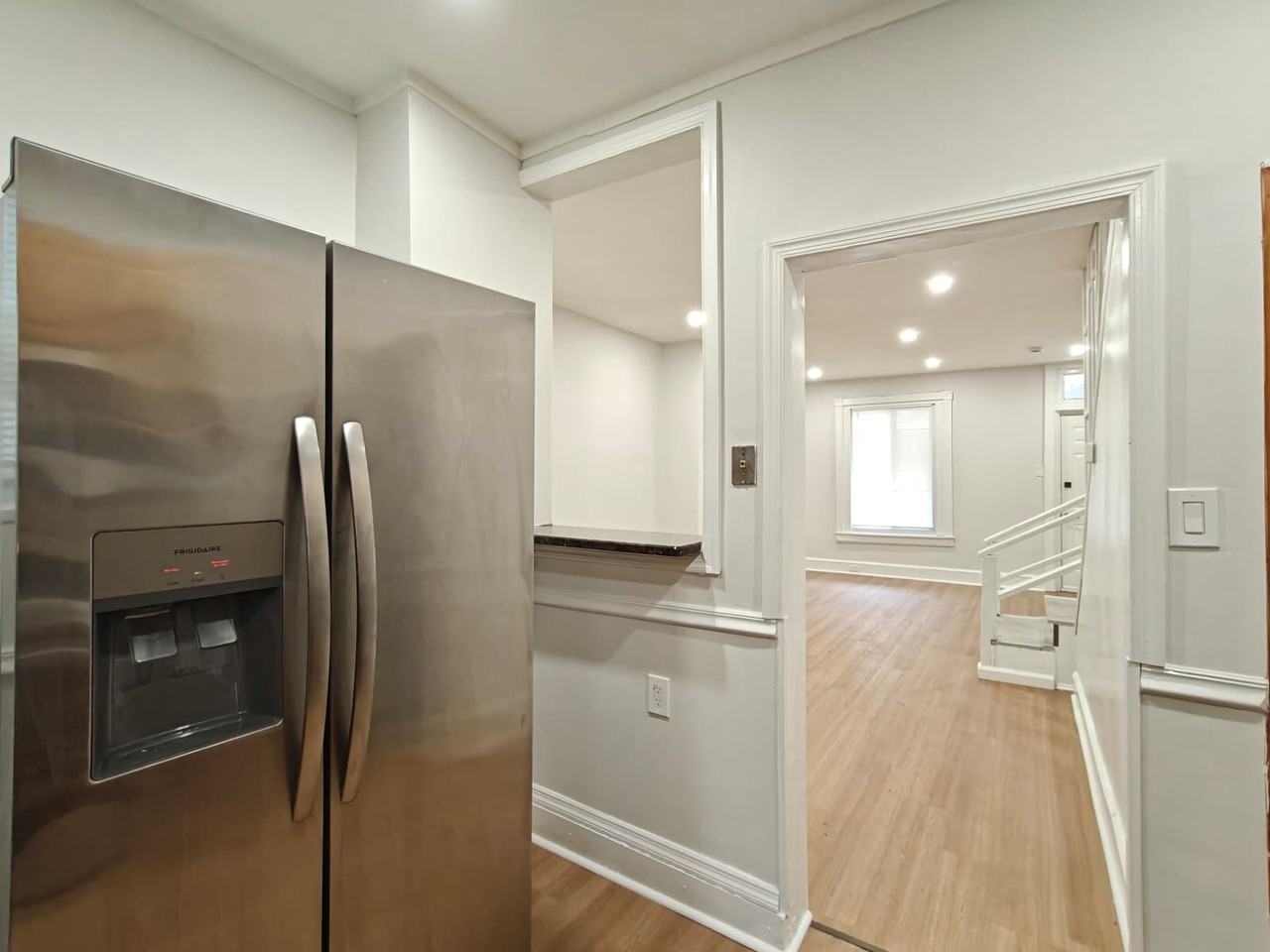 4441 N Chadwick St - Photo 4 of 9