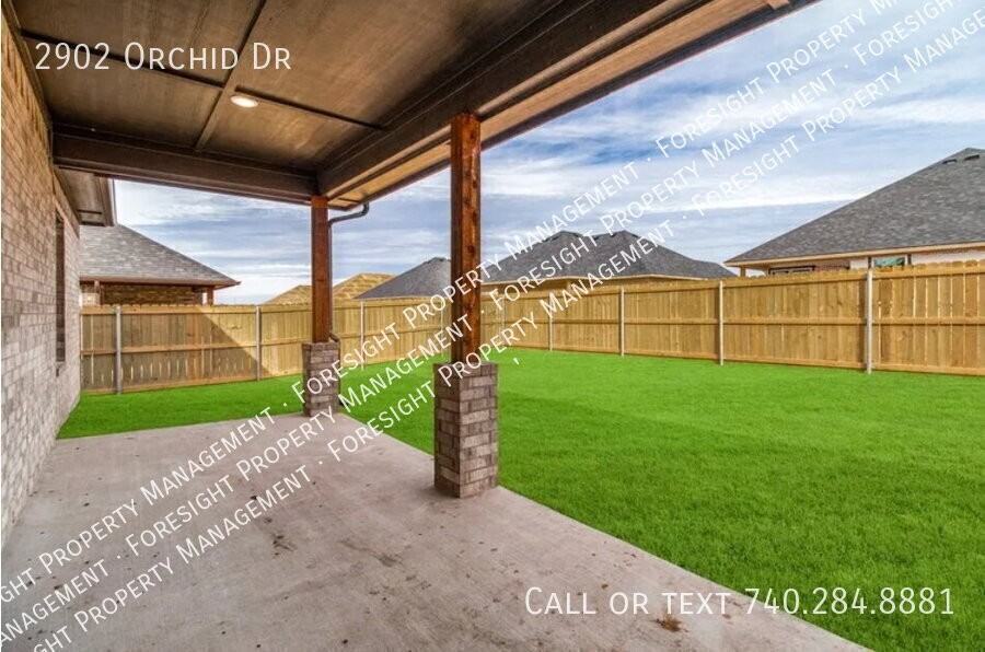 2902 Orchid Dr - Photo 2 of 10
