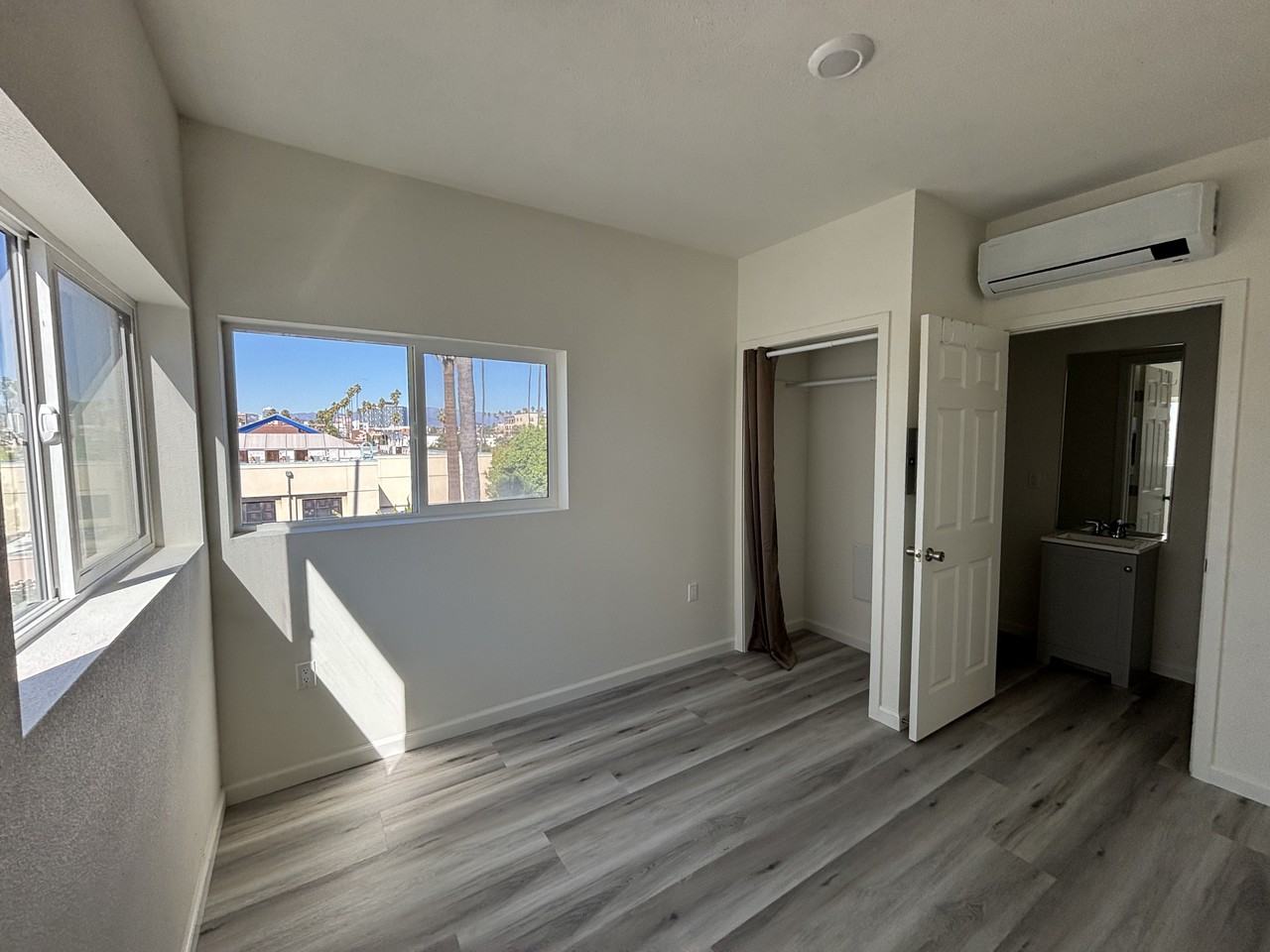 1101 Magnolia Avenue - Photo 3 of 12