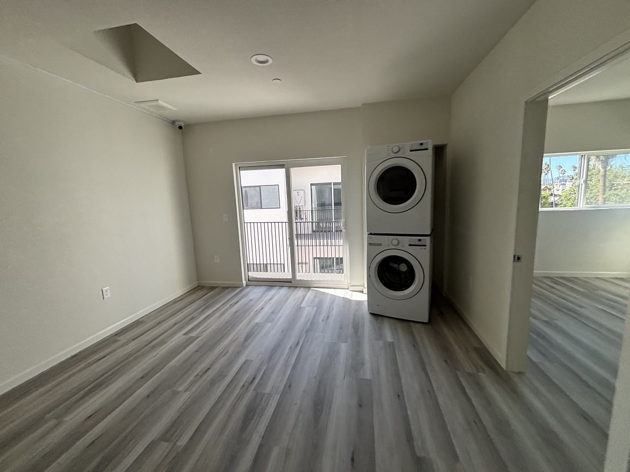 1101 Magnolia Avenue - Photo 6 of 12